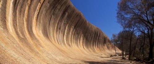 Экскурсия к каменной волне