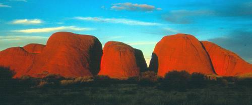 Закат в скалах Ката-Тьюта